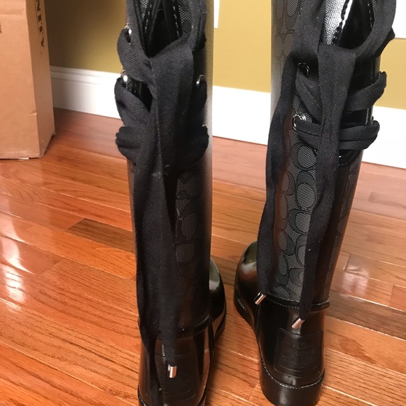 Coach Winter rain boots w bow women’s size 7 - Picture 3 of 8